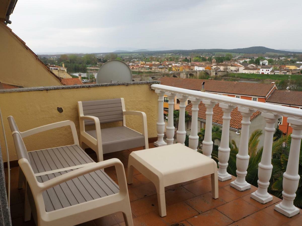 Villa El Cerezo à Ciudad-Rodrigo Extérieur photo